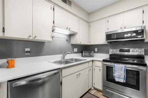 Condominio en venta en Palm Harbor, Florida, 1 dormitorio, 63.64 m2 № 2101880 - foto 21