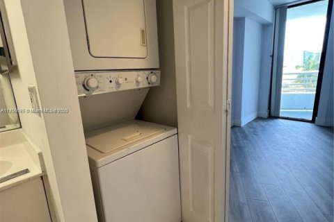 Copropriété à louer à Aventura, Floride: 2 chambres, 91.97 m2 № 1962321 - photo 21