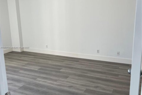 Copropriété à louer à Aventura, Floride: 2 chambres, 91.97 m2 № 1962321 - photo 14