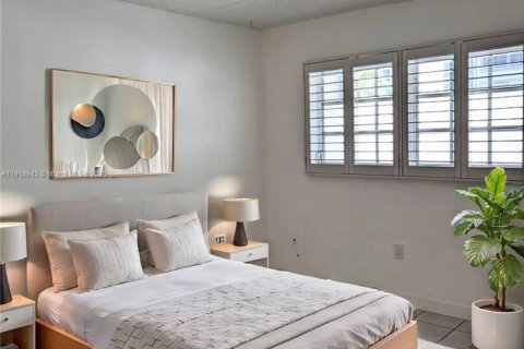 Condominio en alquiler en Key Biscayne, Florida, 1 dormitorio, 79.34 m2 № 1974376 - foto 3