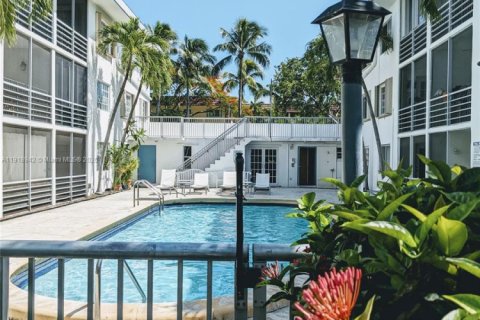 Condominio en alquiler en Key Biscayne, Florida, 1 dormitorio, 79.34 m2 № 1974376 - foto 10