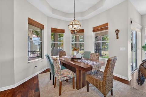 House in Wimauma, Florida 4 bedrooms, 346.9 sq.m. № 2157333 - photo 9