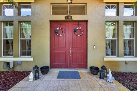 House in Wimauma, Florida 4 bedrooms, 346.9 sq.m. № 2157333 - photo 4