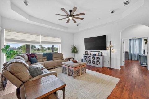 House in Wimauma, Florida 4 bedrooms, 346.9 sq.m. № 2157333 - photo 14