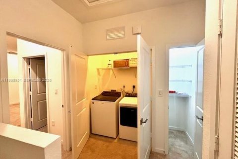 Touwnhouse à vendre à Florida City, Floride: 3 chambres, 118.17 m2 № 2060967 - photo 6