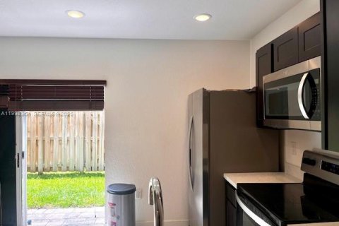 Touwnhouse à vendre à Florida City, Floride: 3 chambres, 118.17 m2 № 2060967 - photo 21