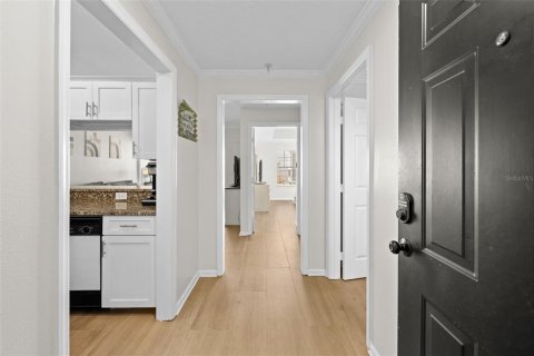 Condo in Tampa, Florida, 1 bedroom  № 1746409 - photo 3