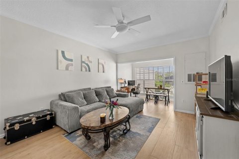 Condo in Tampa, Florida, 1 bedroom  № 1746409 - photo 4