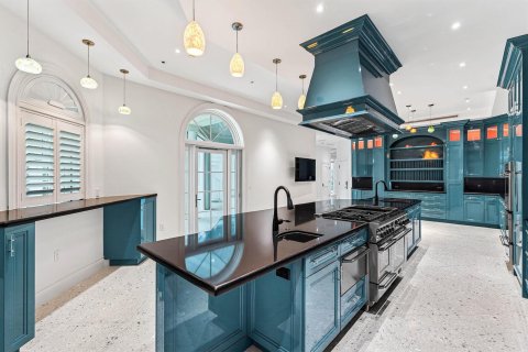 House in Delray Beach, Florida 7 bedrooms, 694.07 sq.m. № 2251888 - photo 21