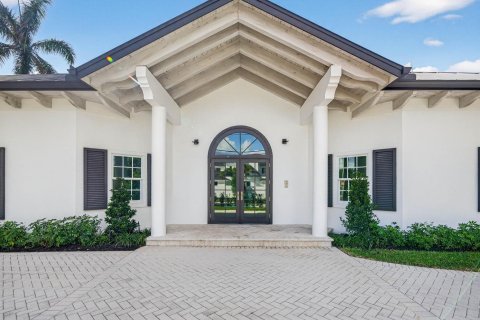 House in Delray Beach, Florida 7 bedrooms, 694.07 sq.m. № 2251888 - photo 3