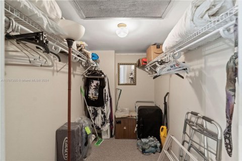 Condominio en venta en Miami Beach, Florida, 1 dormitorio, 89.56 m2 № 1461053 - foto 17
