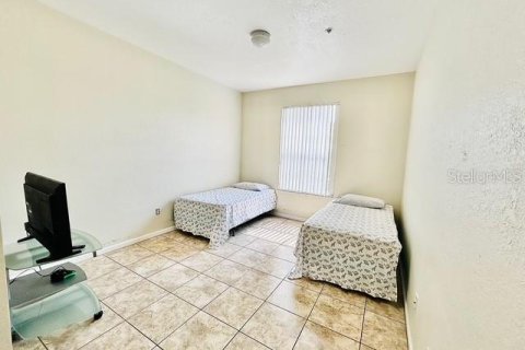 Condo in Orlando, Florida, 3 bedrooms  № 1813421 - photo 16