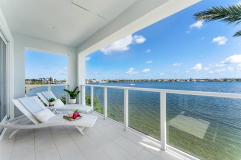 Copropriété à vendre à North Palm Beach, Floride: 3 chambres, 222.22 m2 № 2182822 - photo 30