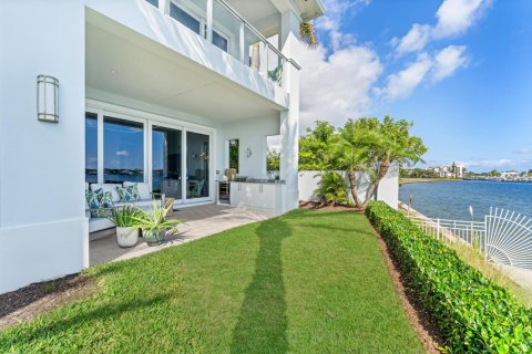 Copropriété à vendre à North Palm Beach, Floride: 3 chambres, 222.22 m2 № 2182822 - photo 16