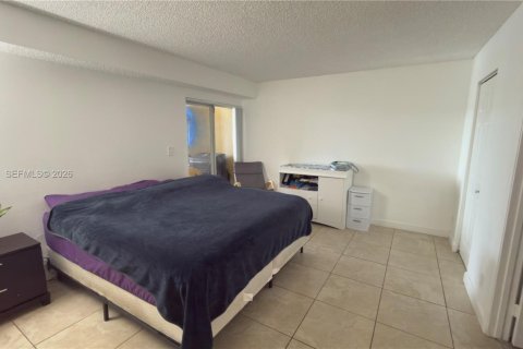 Condominio en alquiler en Tamarac, Florida, 2 dormitorios, 91.42 m2 № 2058669 - foto 13