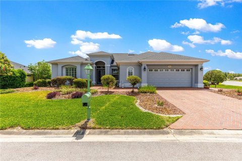 House in Summerfield, Florida 2 bedrooms, 219.99 sq.m. № 2203815 - photo 2