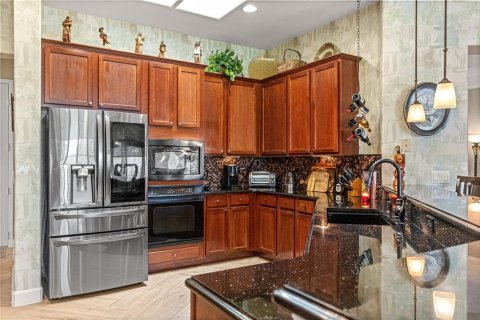 House in Summerfield, Florida 2 bedrooms, 219.99 sq.m. № 2203815 - photo 19