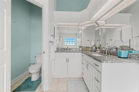 Townhouse in North Redington Beach, Florida 3 bedrooms, 211.26 sq.m. № 1865948 - photo 24