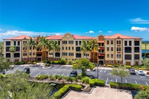 Copropriété à vendre à Punta Gorda, Floride: 2 chambres, 137.96 m2 № 2298513 - photo 2