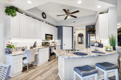 Copropriété à vendre à Punta Gorda, Floride: 2 chambres, 137.96 m2 № 2298513 - photo 15