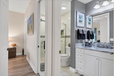 Copropriété à vendre à Punta Gorda, Floride: 2 chambres, 137.96 m2 № 2298513 - photo 30