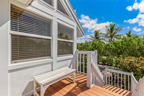 Copropriété à vendre à Boca Grande, Floride: 3 chambres, 143.07 m2 № 2428760 - photo 2