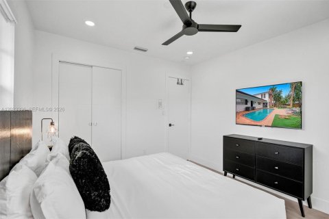 Villa ou maison à louer à Fort Lauderdale, Floride: 6 chambres, 335.56 m2 № 2248046 - photo 22