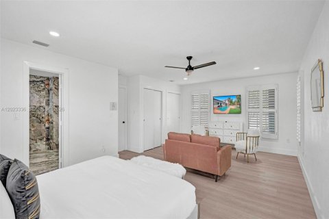 Villa ou maison à louer à Fort Lauderdale, Floride: 6 chambres, 335.56 m2 № 2248046 - photo 9