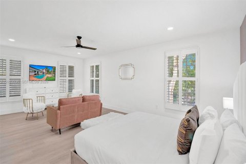 Villa ou maison à louer à Fort Lauderdale, Floride: 6 chambres, 335.56 m2 № 2248046 - photo 7