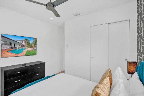 Villa ou maison à louer à Fort Lauderdale, Floride: 6 chambres, 335.56 m2 № 2248046 - photo 28