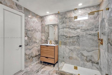 Villa ou maison à louer à Fort Lauderdale, Floride: 6 chambres, 335.56 m2 № 2248046 - photo 17
