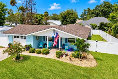 House in Edgewater, Florida 2 bedrooms, 106.84 sq.m. № 2403583 - photo 8
