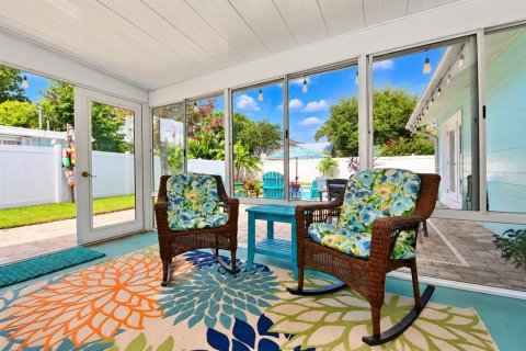 House in Edgewater, Florida 2 bedrooms, 106.84 sq.m. № 2403583 - photo 28