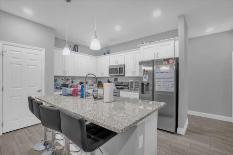 House in Poinciana, Florida 4 bedrooms, 155.98 sq.m. № 1555160 - photo 5