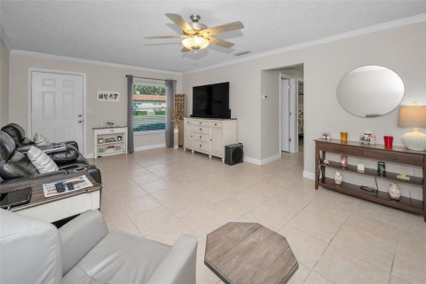 Condo in Largo, Florida, 2 bedrooms  № 1884173 - photo 10