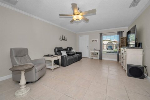 Condo in Largo, Florida, 2 bedrooms  № 1884173 - photo 9