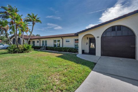 Condo in Largo, Florida, 2 bedrooms  № 1884173 - photo 4