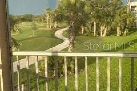 Condominio en alquiler en Sarasota, Florida, 2 dormitorios, 102.75 m2 № 1882702 - foto 2