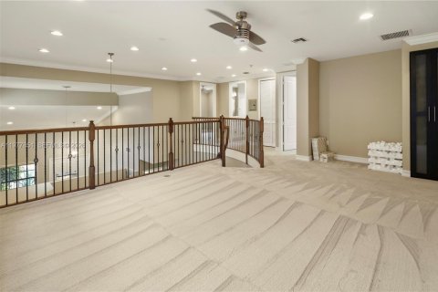 House in Parkland, Florida 5 bedrooms, 350.33 sq.m. № 2049337 - photo 22