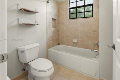 House in Parkland, Florida 5 bedrooms, 350.33 sq.m. № 2049337 - photo 26