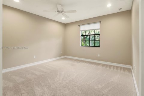 House in Parkland, Florida 5 bedrooms, 350.33 sq.m. № 2049337 - photo 27