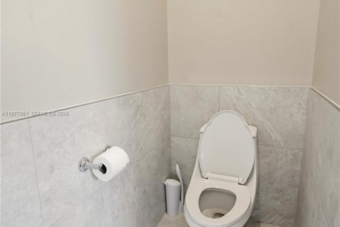 House in Parkland, Florida 5 bedrooms, 350.33 sq.m. № 2049337 - photo 20