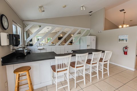 Villa ou maison à vendre à Jensen Beach, Floride: 2 chambres, 96.34 m2 № 1175405 - photo 1