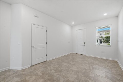 Adosado en venta en Kissimmee, Florida, 3 dormitorios, 165.37 m2 № 2238902 - foto 19