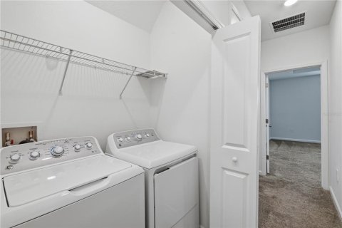 Adosado en venta en Kissimmee, Florida, 3 dormitorios, 165.37 m2 № 2238902 - foto 5