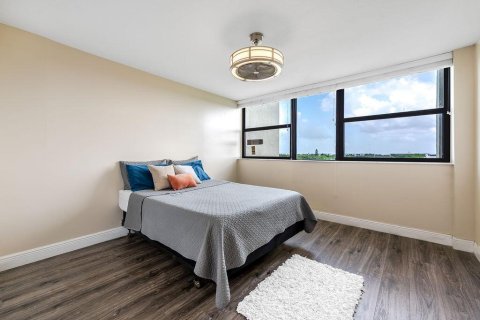 Copropriété à louer à Boca Raton, Floride: 2 chambres, 121.7 m2 № 2168732 - photo 16