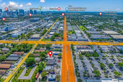 Propiedad comercial en venta en Fort Lauderdale, Florida № 2085587 - foto 9