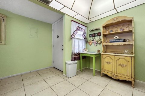 Купить кондоминиум в Ларго, Флорида 5 комнат, 88.72м2, № 1826628 - фото 6