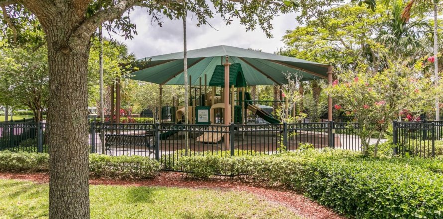 Condominio en Pompano Beach, Florida, 2 dormitorios  № 1128799