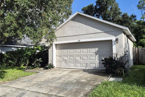 Casa en venta en Orlando, Florida, 3 dormitorios, 108.7 m2 № 2381262 - foto 2